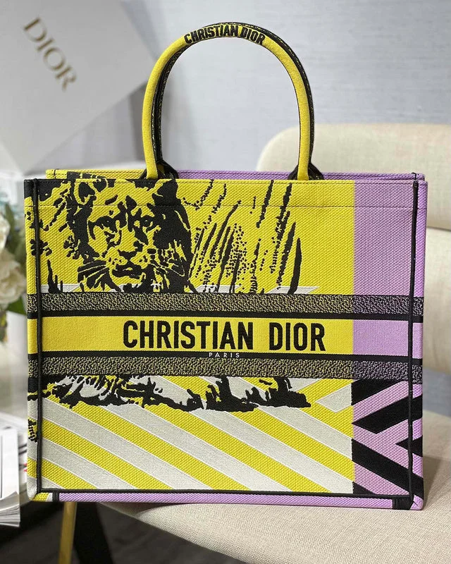 Christian Dior tote bags with a printed Dior logo on the frontWF - Dior Bags - 701