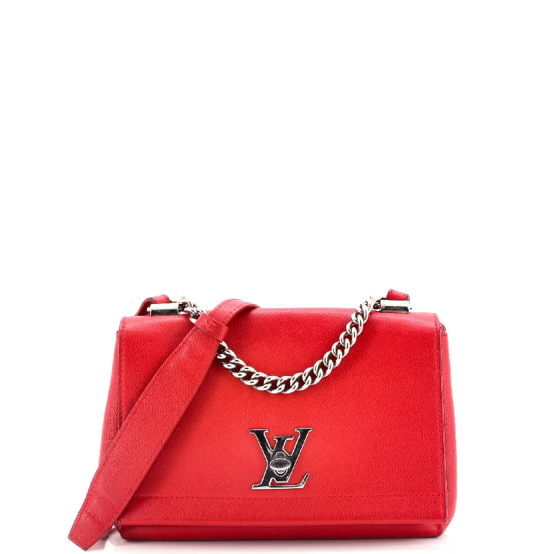 Louis Vuitton Petite Malle bags with a hard - shell structure for uniquenessLockme II Handbag Leather BB