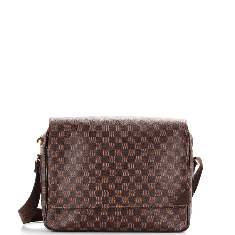 Louis Vuitton handbags with a back - zip pocket for storing valuablesShelton Messenger Bag Damier GM