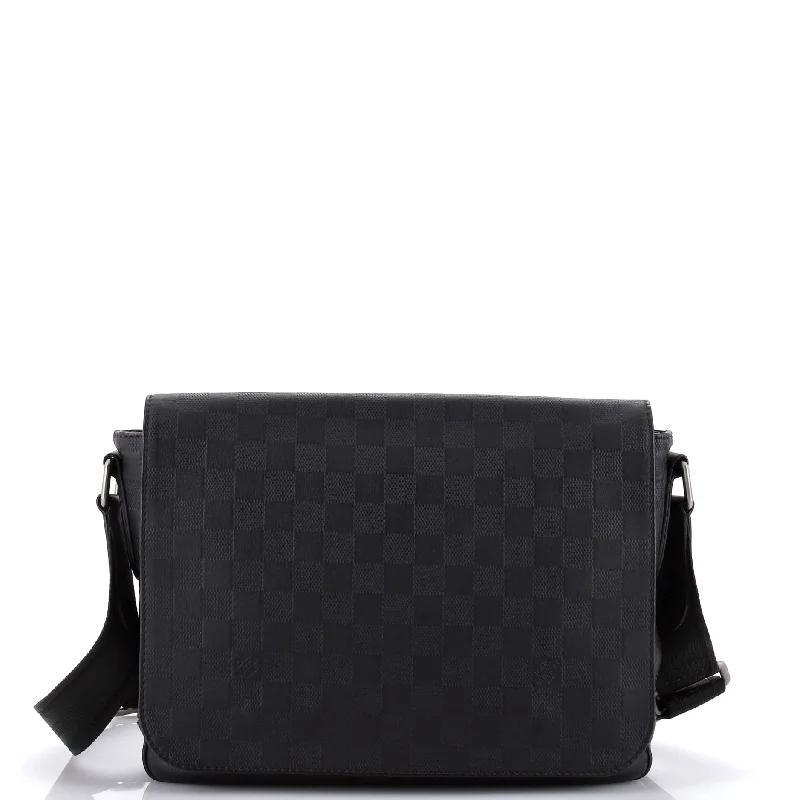 Louis Vuitton bags with a zip - around closure for enhanced securityDistrict Messenger Bag Damier Infini Leather PM