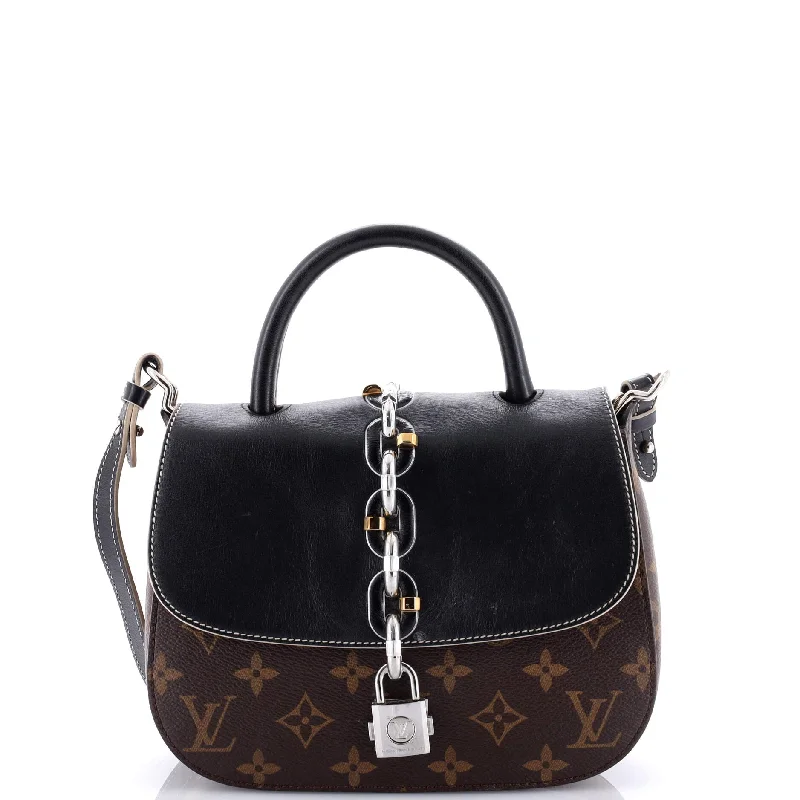 Louis Vuitton Alma bags with a detachable shoulder strap for versatilityChain It Handbag Monogram Canvas with Leather PM