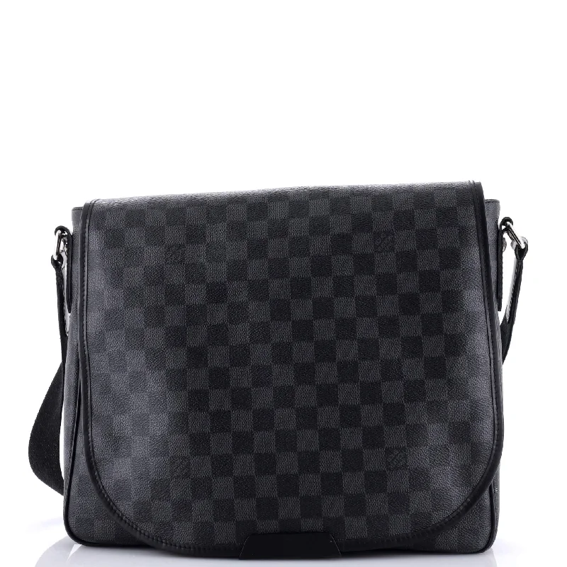 Ladies Louis Vuitton shoulder bags with a magnetic - closure flap for easeDaniel Messenger Bag Damier Graphite MM