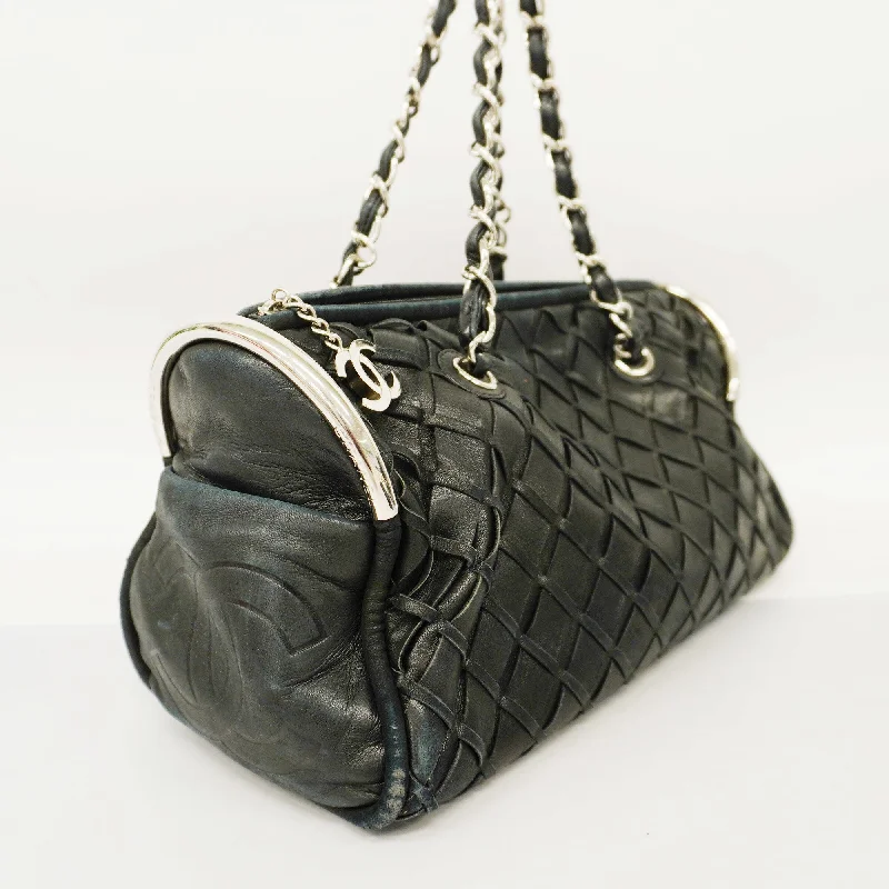 Chanel Designer Handbag with Unique DesignCHANEL  Bubble Quilt Chain Shoulder Women's Leather Shoulder Bag