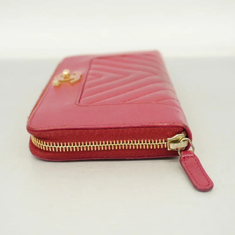 Chanel Classic Flap Bag for Evening PartyCHANEL  V-stitch Gold Hardware Women's Lambskin Long Wallet [bi-fold] Pink