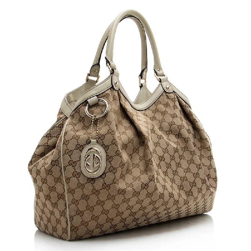 Women Gucci crossbody bags with a keychain holderGucci GG Canvas Sukey Large Tote (21485)