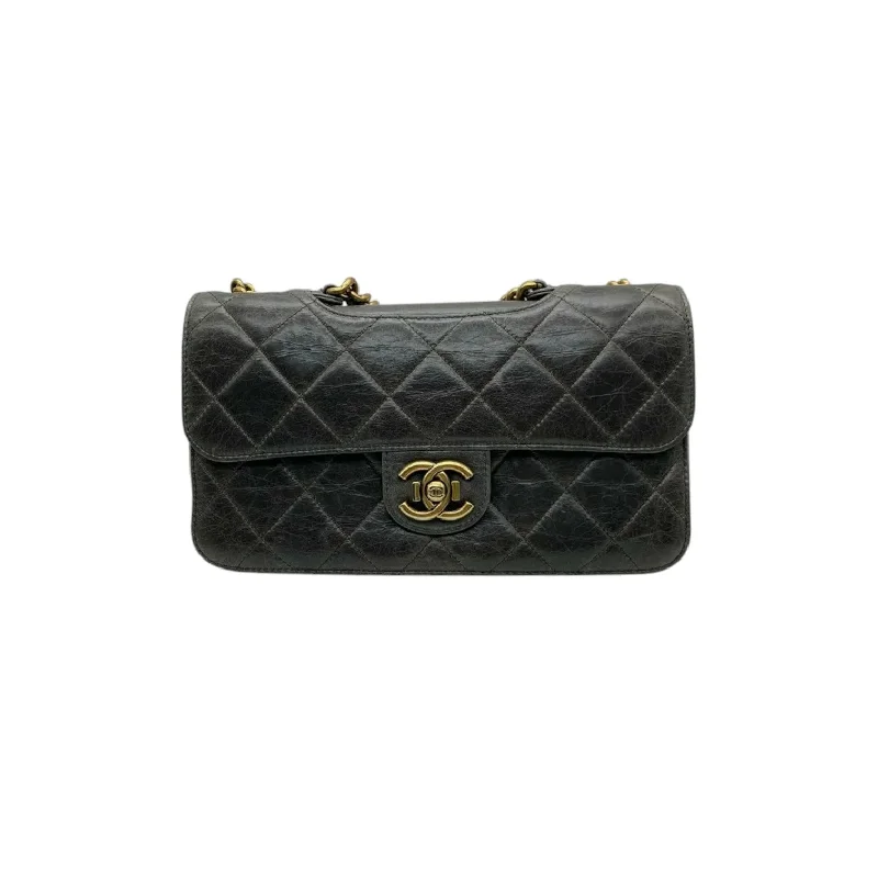 Chanel Classic Flap Bag for Evening PartyPerfect Edge Flap Medium Calfskin Black GHW