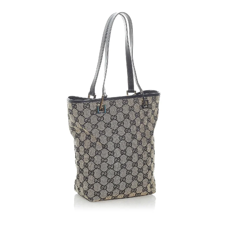 Ladies Gucci shoulder bags with a wide - width strapGucci GG Canvas Shoulder Bag (31598)