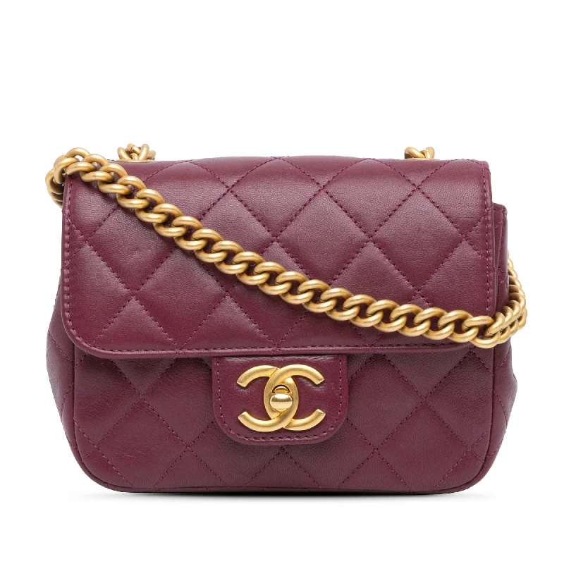 Chanel Lightweight Handbag for Daily ErrandsPurple Chanel Mini Quilted Lambskin Single Flap Crossbody Bag