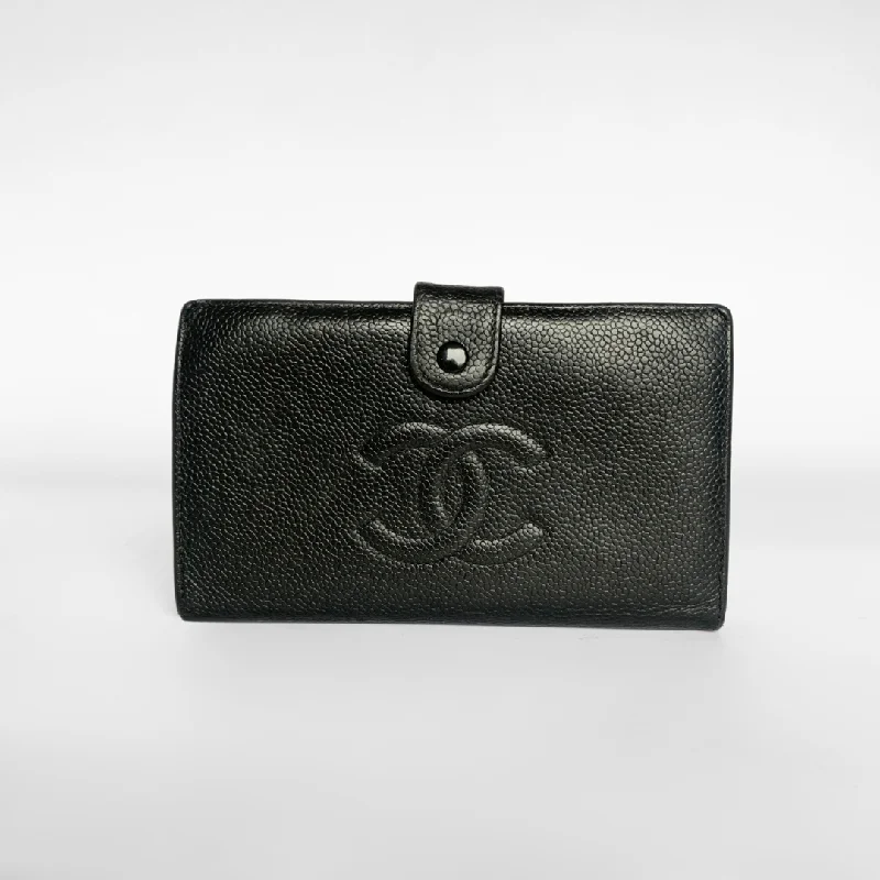 Chanel Vintage Inspired Handbag for Retro LoversChanel CC Wallet Large Caviar Leather