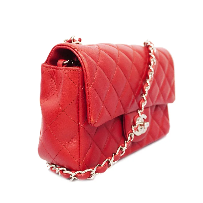 Chanel Luxury Handbag for High - End EventsCHANEL  Matelasse W Flap W Chain Shoulder Bag Lambskin Women's Leather Red