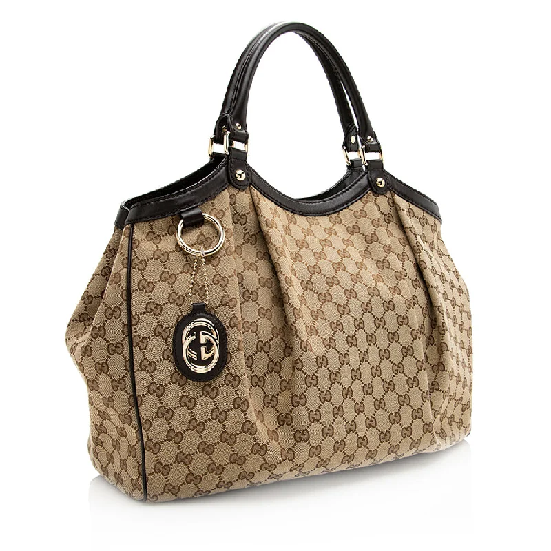 Ladies Gucci shoulder bags with a wide - width strapGucci GG Canvas Sukey Large Tote (SHF-20336)