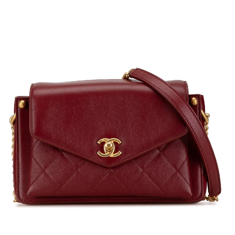 Chanel Lightweight Handbag for Daily ErrandsChanel Small Quilted Calfskin CC Envelope Flap (SHG-xMFOWi)