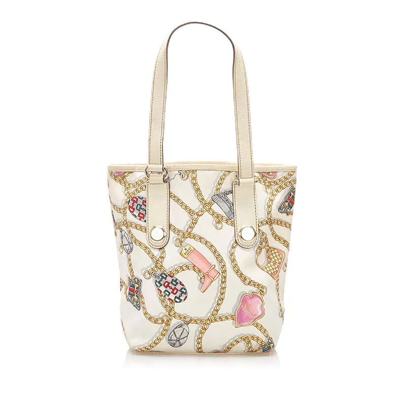 Small - sized Women Gucci shoulder bags for evening outingsGucci Printed Charmy Tote (SHG-16600)