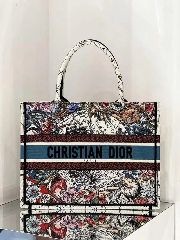 Christian Dior crossbody bags with a front - flap pocket for easy accessChristian Dior Tote Bag For Women