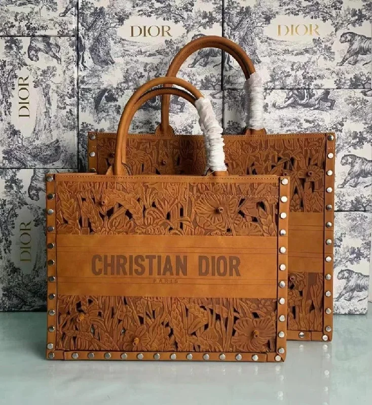 High - fashion Christian Dior bags with a geometric patternChristian Dior Tote Bag For Women