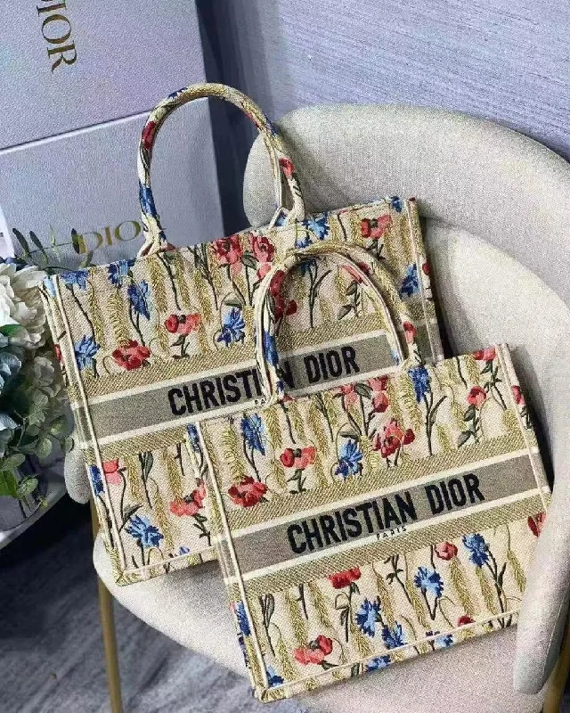 Christian Dior backpacks with a sleek, minimalist silhouetteChristian Dior Tote Bag For Women