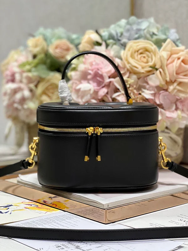 Contemporary Christian Dior handbags with a unique shapeWF - Dior Bags - 586