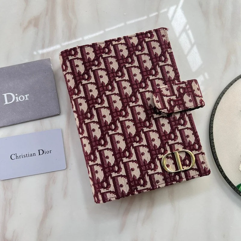 Christian Dior handbags with a detachable mirror for on - the - go touch - upsWF - Dior Bags - 601