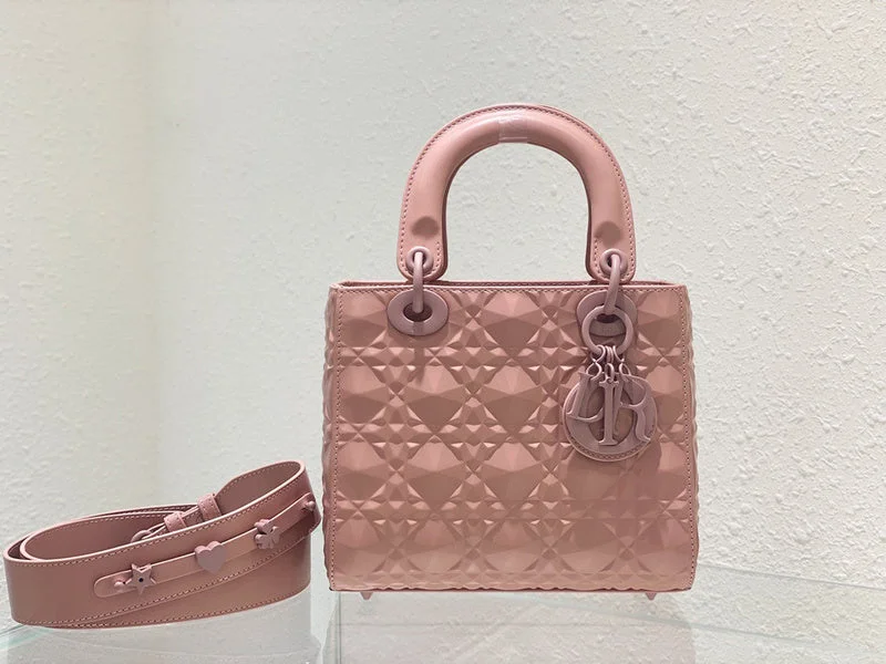 Christian Dior handbags with a detachable mirror for on - the - go touch - upsWF - Dior Bags - 587